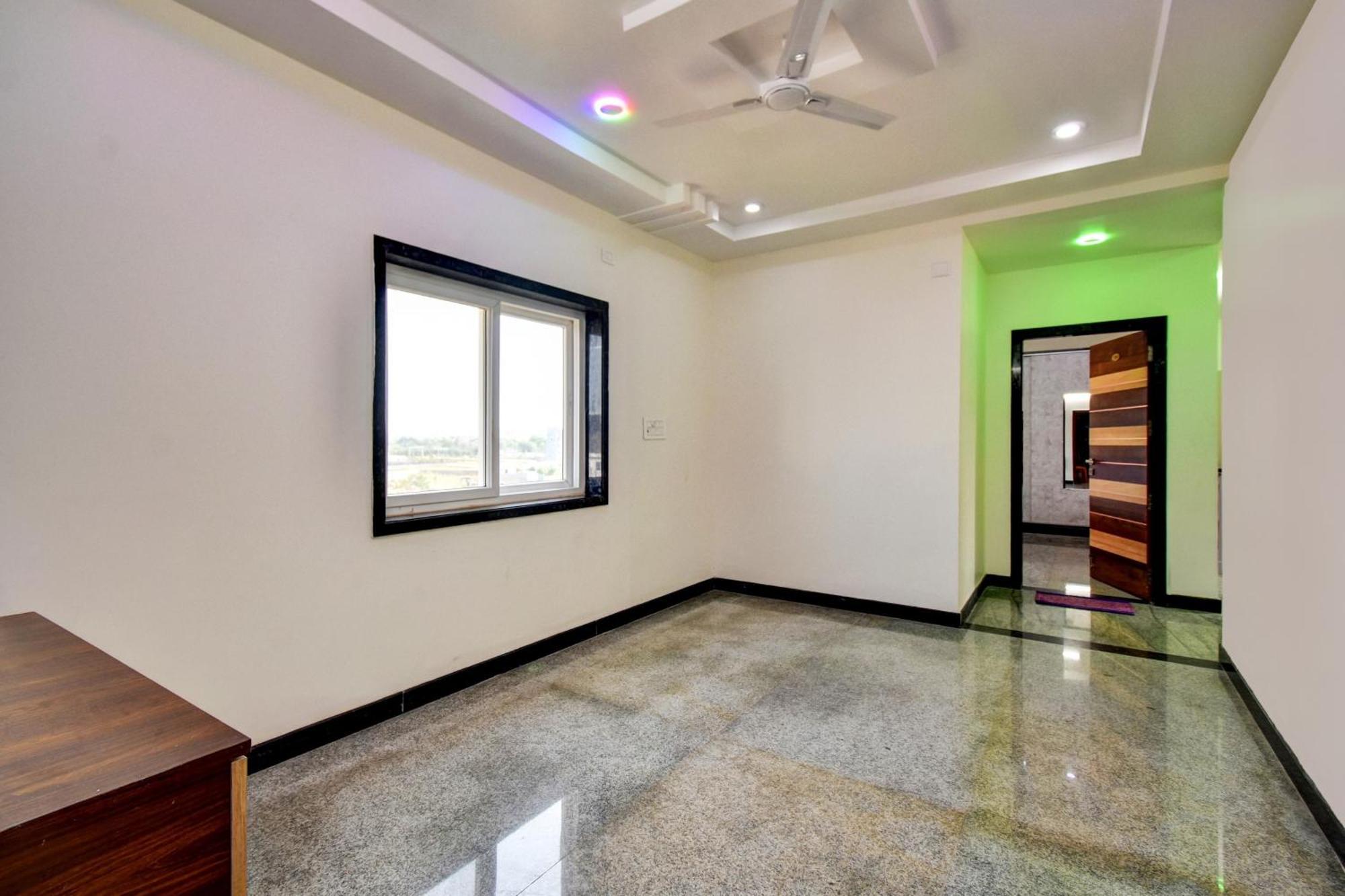 Oyo Home Msr Guest Inn Homestay Nellore Εξωτερικό φωτογραφία